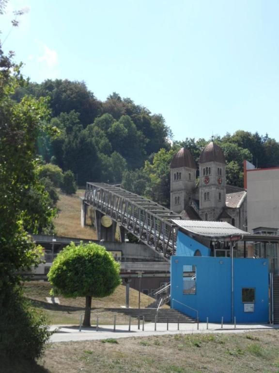 Hotel Gasthof Zum Engel Кюнцельзау Экстерьер фото